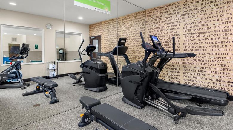 <b>La Quinta Inn & Suites Auburn Health</b>. Images powered by <a href="https://iceportal.shijigroup.com/" title="IcePortal" target="_blank">IcePortal</a>.
