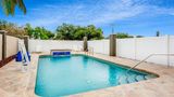 La Quinta Inn & Suites St Petersburg NE Pool