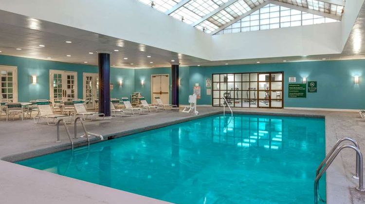 La Quinta Inn & Suites Meadowlands Pool