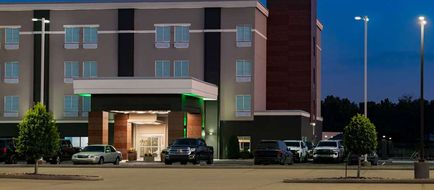 La Quinta Inn & Suites Gonzales Exterior
