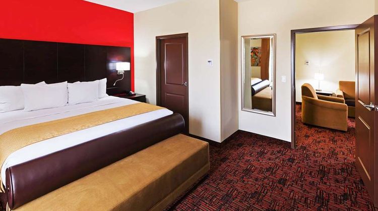 La Quinta Inn & Suites Elk City Suite