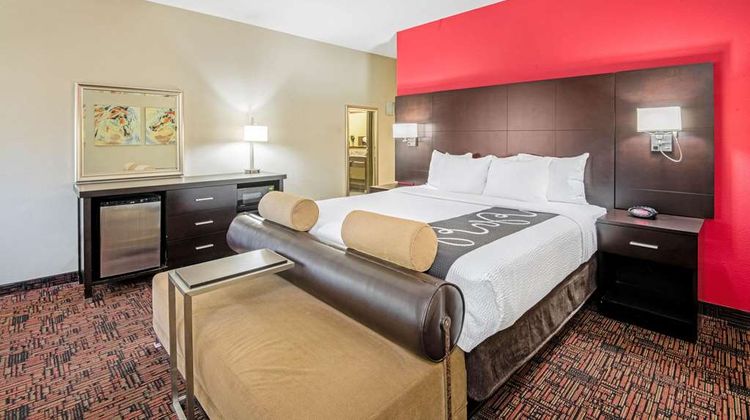 La Quinta Inn & Suites Elk City Room