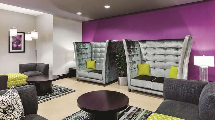La Quinta Inn & Stes Rockport - Fulton Lobby