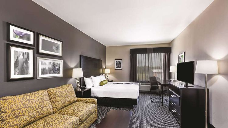 La Quinta Inn & Stes Rockport - Fulton Suite
