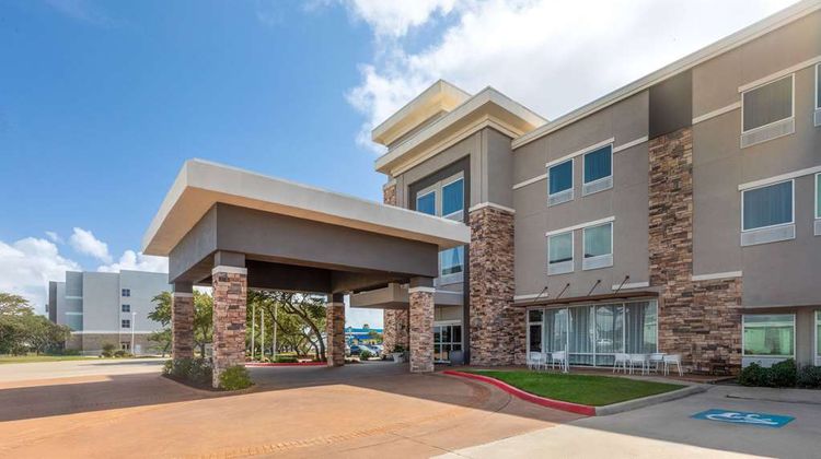 La Quinta Inn & Stes Rockport - Fulton Exterior