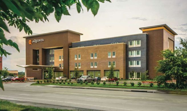 La Quinta Inn & Suites College Station S Exterior
