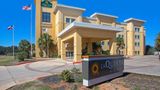 La Quinta Inn & Suites Pearsall Exterior