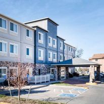 Baymont Henderson Northeast Denver