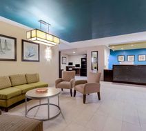 Baymont Henderson Northeast Denver Lobby