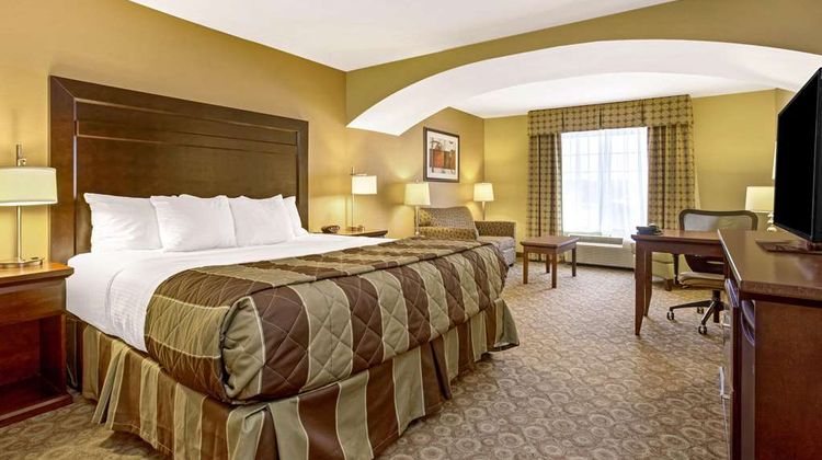 La Quinta Inn & Suites Dickinson Suite