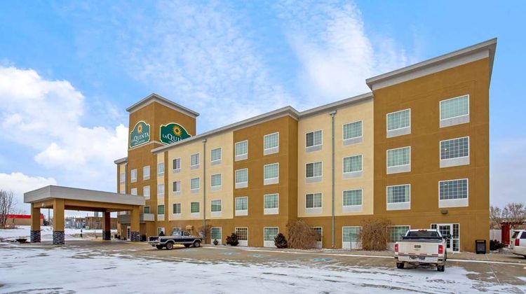 La Quinta Inn & Suites Dickinson Exterior