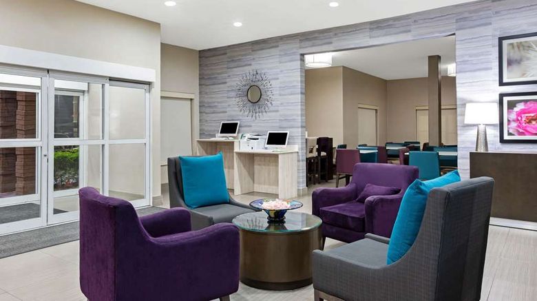 <b>La Quinta Inn & Suites Pharr North Lobby</b>. Images powered by <a href="https://iceportal.shijigroup.com/" title="IcePortal" target="_blank">IcePortal</a>.