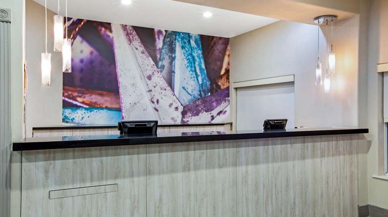 <b>La Quinta Inn & Suites Pharr North Lobby</b>. Images powered by <a href="https://iceportal.shijigroup.com/" title="IcePortal" target="_blank">IcePortal</a>.