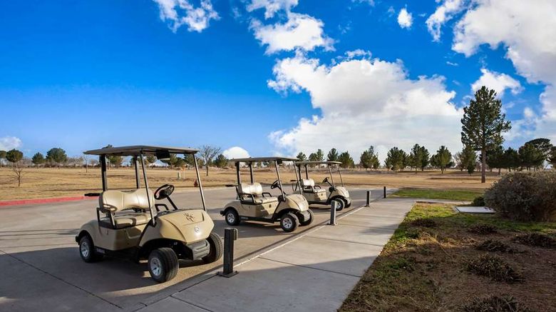 <b>La Quinta Inn & Suites Pecos Golf</b>. Images powered by <a href="https://iceportal.shijigroup.com/" title="IcePortal" target="_blank">IcePortal</a>.