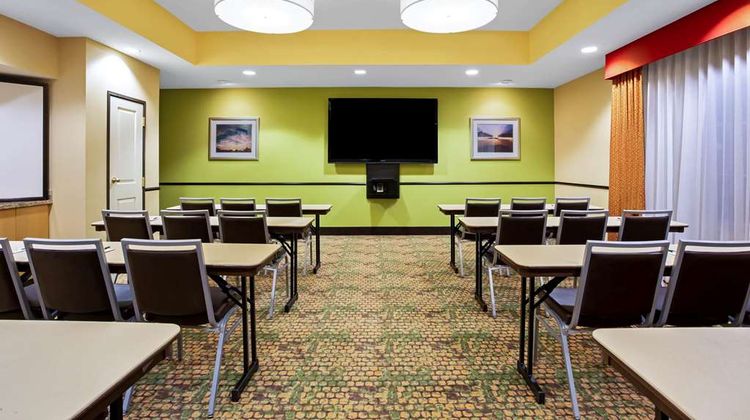 La Quinta Inn & Suites Pecos Meeting