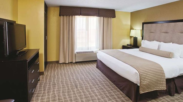 La Quinta Inn & Suites Hot Springs Suite