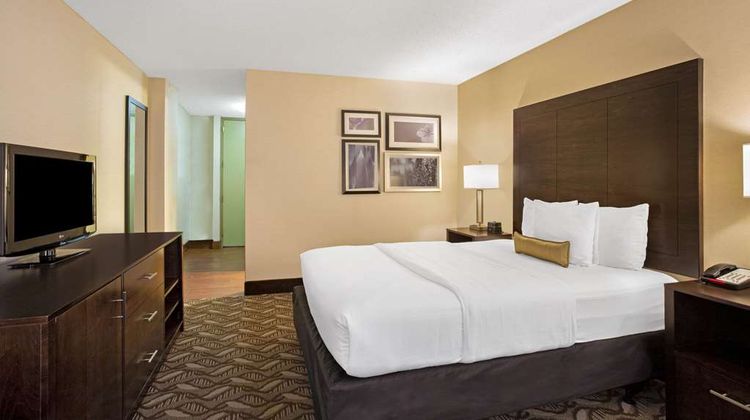 La Quinta Inn & Suites Springfield Room