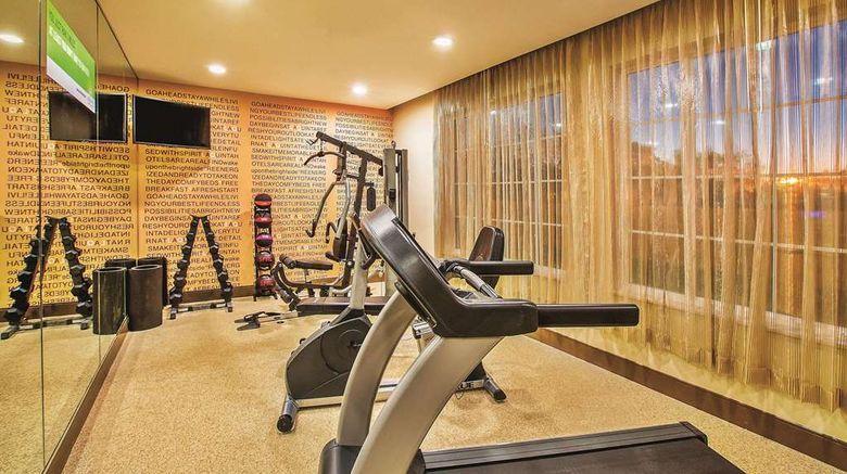 <b>La Quinta Inn & Suites Cotulla Health</b>. Images powered by <a href="https://iceportal.shijigroup.com/" title="IcePortal" target="_blank">IcePortal</a>.