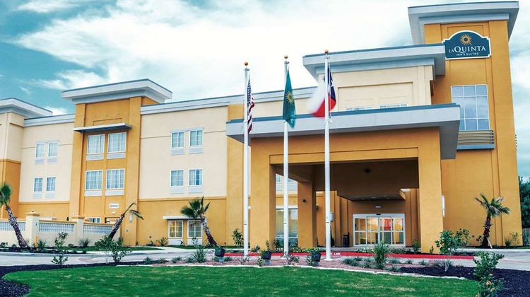 La Quinta Inn & Suites Cotulla Exterior