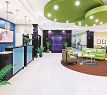 La Quinta Inn & Suites Marshall Lobby