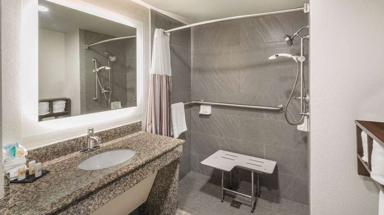 La Quinta Inn & Suites Clarksville Room