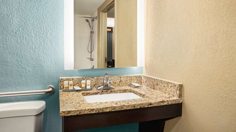 La Quinta Inn & Suites Richmond Room
