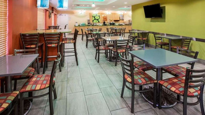 <b>La Quinta Inn & Suites Rochester Other</b>. Images powered by <a href="https://iceportal.shijigroup.com/" title="IcePortal" target="_blank">IcePortal</a>.