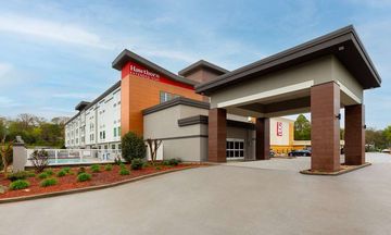 La Quinta Inn & Suites Papermill