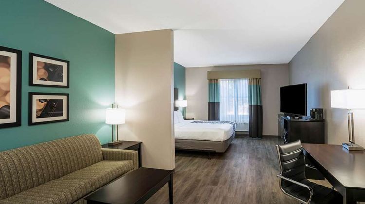 La Quinta Inn & Suites Lebanon Room