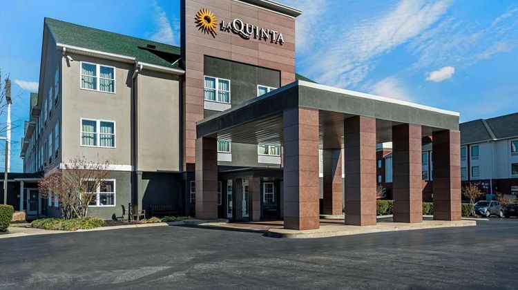 La Quinta Inn & Suites Lebanon Exterior