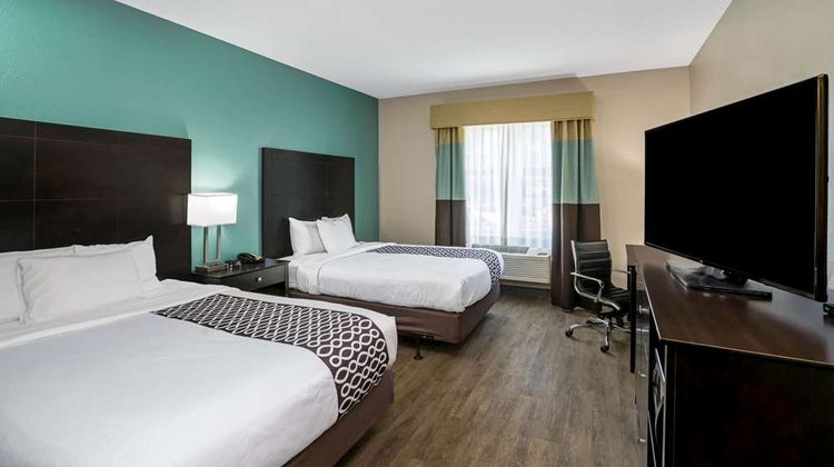 La Quinta Inn & Suites Lebanon Room
