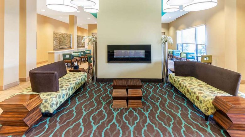 <b>La Quinta Inn & Suites Carlsbad Lobby</b>. Images powered by <a href="https://iceportal.shijigroup.com/" title="IcePortal" target="_blank">IcePortal</a>.