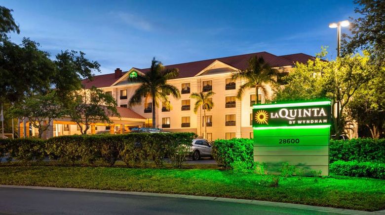 <b>La Quinta Inn & Sts Bonita Springs Exterior</b>. Images powered by <a href="https://iceportal.shijigroup.com/" title="IcePortal" target="_blank">IcePortal</a>.