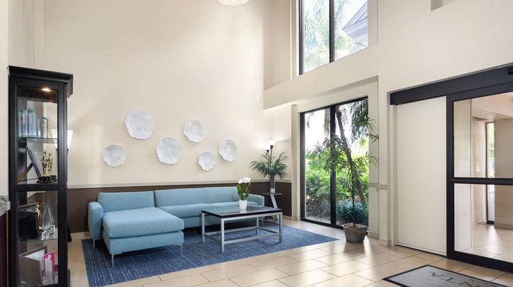 La Quinta Inn & Sts Bonita Springs Lobby
