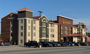 La Quinta Inn & Suites Summersville
