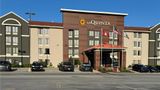 La Quinta Inn & Suites Summersville Exterior