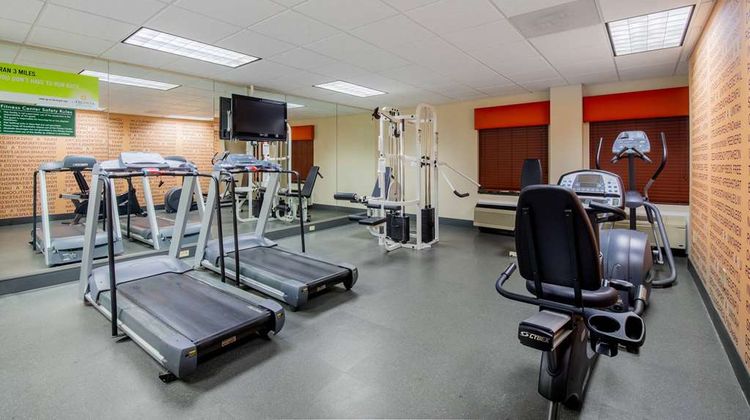 La Quinta Inn & Suites Elkview Health