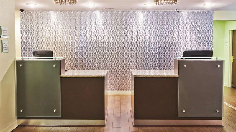La Quinta Inn & Suites Florence Lobby