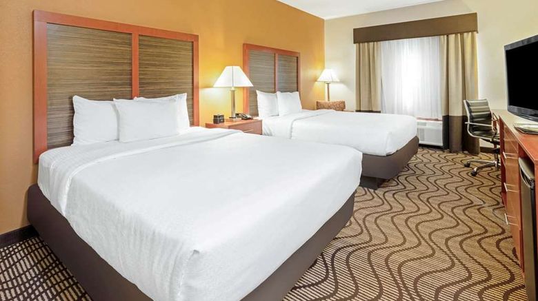 <b>La Quinta Inn & Stes OKC/Midwest City Room</b>. Images powered by <a href="https://iceportal.shijigroup.com/" title="IcePortal" target="_blank">IcePortal</a>.