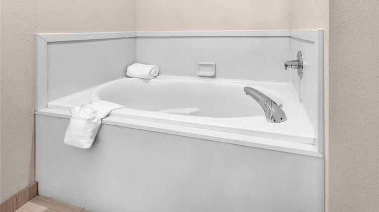 La Quinta Inn & Stes OKC/Midwest City Suite