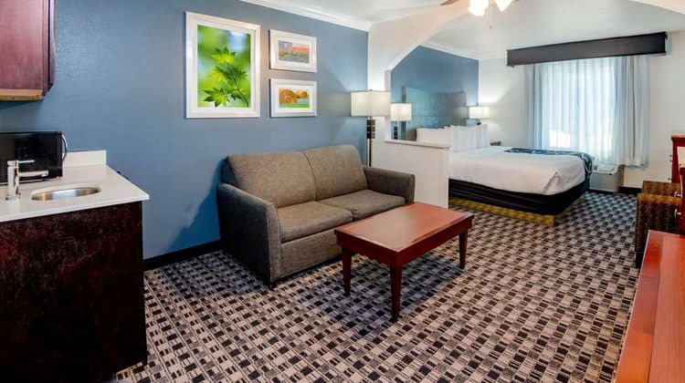 La Quinta Inn & Suites Dalhart Suite