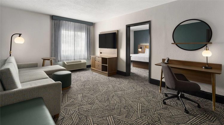 La Quinta Inn & Sts Chattanooga-E Ridge Suite