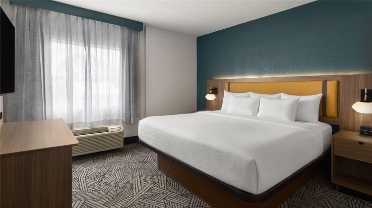La Quinta Inn & Sts Chattanooga-E Ridge Suite