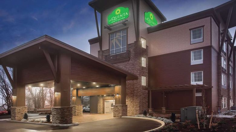 <b>La Quinta Inn & Suites Tumwater - Olympia Exterior</b>. Images powered by <a href="https://iceportal.shijigroup.com/" title="IcePortal" target="_blank">IcePortal</a>.