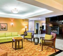 La Quinta Inn & Suites Union City Lobby