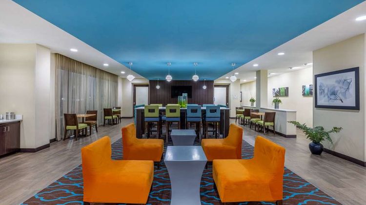 La Quinta Inn & Suites Artesia Lobby