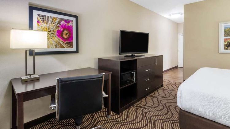 La Quinta Inn & Suites Artesia Room