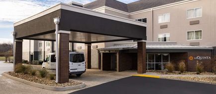 La Quinta Inn & Stes Knoxville Airport Exterior