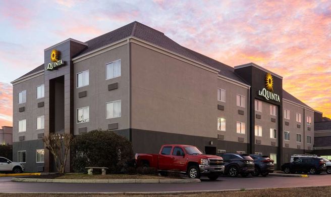 La Quinta Inn & Stes Knoxville Airport Exterior