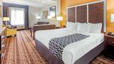 La Quinta Inn & Suites Gonzales Suite